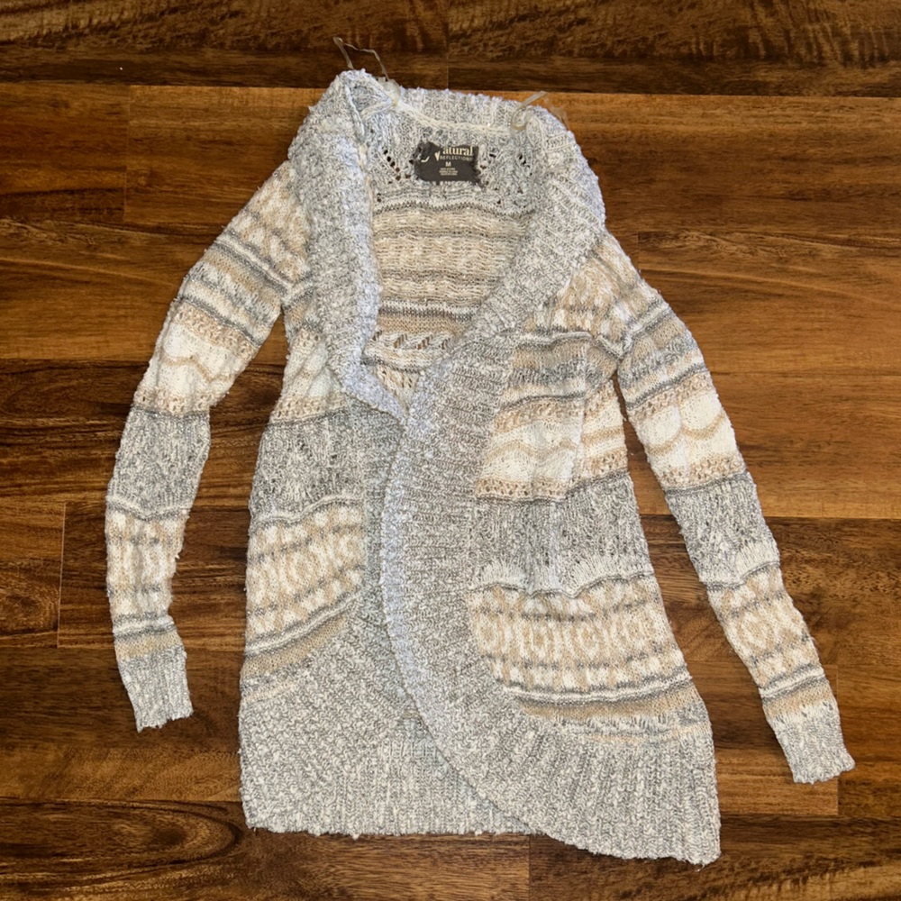 Women's Gray and Cream Sweater